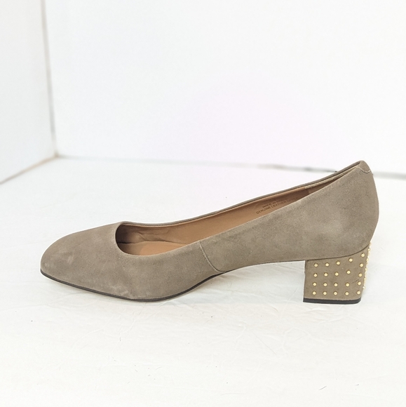 Talbots suede heels - Picture 12 of 16